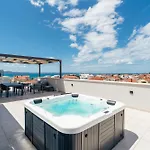 Skyline Serenity-zadar's Premier Roof Terrace