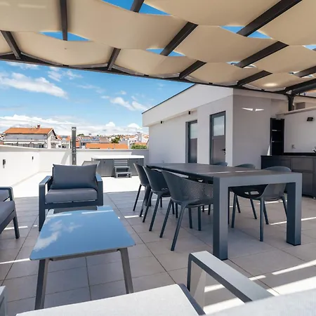 Skyline Serenity-zadar's Premier Roof Terrace Lägenhet *