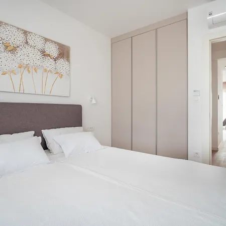 Skyline Serenity-zadar's Premier Roof Terrace 公寓 *